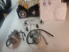 Emstd Cl175 2 - Honda Cl 175 Carburetors Parts Only Estate Sale Find