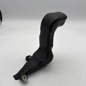 Hk83-18c299-ab Jaguar 2016-19 F-pace Xe Oem Air Intake Pipe Molding