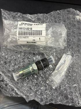 49033-0018 Kawasaki Original Oe New Oem Injection Nozzle / Mule 3010/4010 Part #