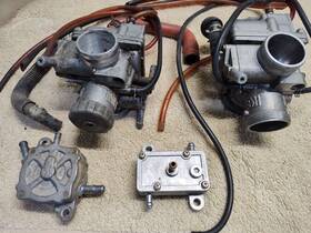 016-039 Keihin 89 - 90 Honda Pilot Fl400 Stock Carburetor 2 Parts Only