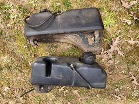 7074566 Snapper 7074565 Used Nvm Ztr Zero Mower Fuel Gas Tank Tanks Pair