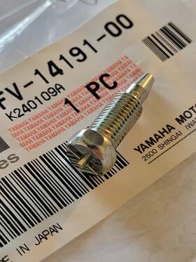 3fv-14191-00 Yamaha Carburetor Drain Screw Bear Tracker Sx500 Venture Yzf750r Vmax 500